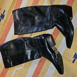 EUC Black leather riding boots